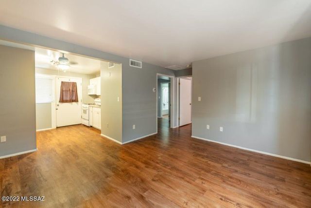 469 S Paseo Lobo Unit A, Green Valley, AZ 85614