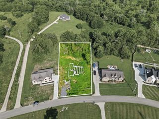505 Bridle Path Ln, Hartsville, TN 37074