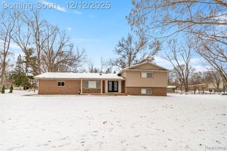 41925 South Drive, Canton, MI 48188