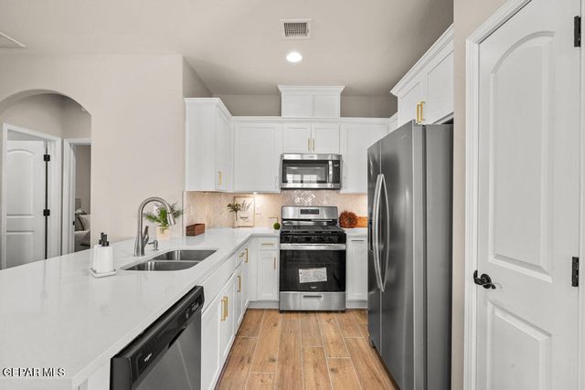 13878 Paseo Bosque Avenue, Horizon City, TX 79928