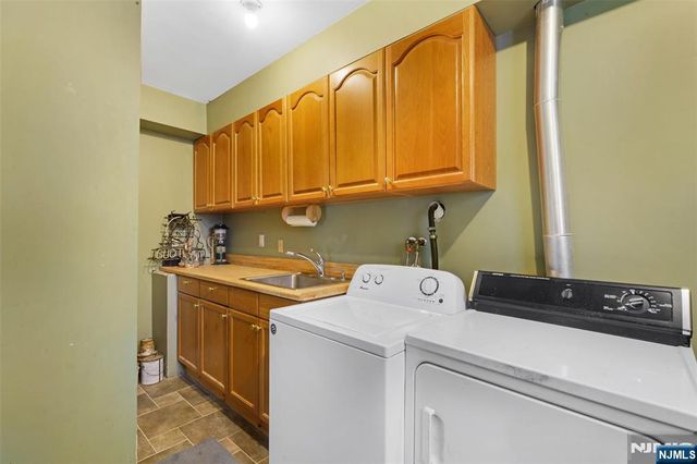 79 Fairfield Avenue, West Caldwell, NJ 07006