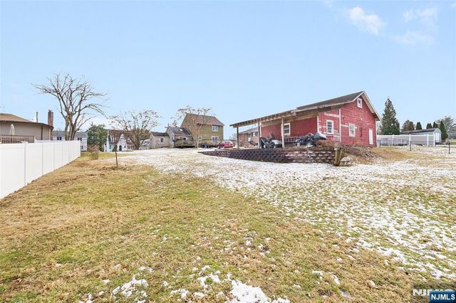 79 Fairfield Avenue, West Caldwell, NJ 07006