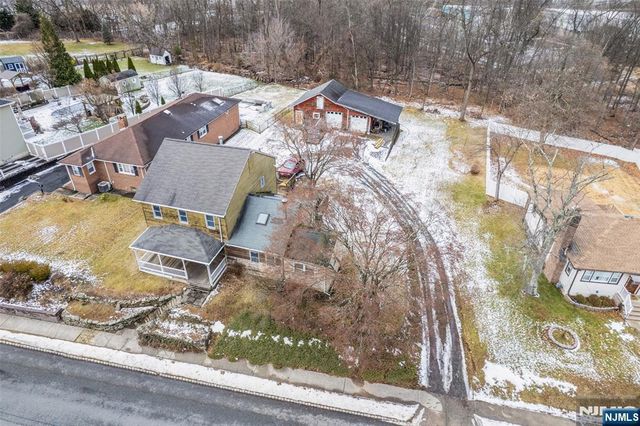 79 Fairfield Avenue, West Caldwell, NJ 07006