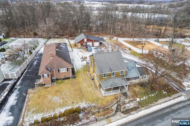 79 Fairfield Avenue, West Caldwell, NJ 07006