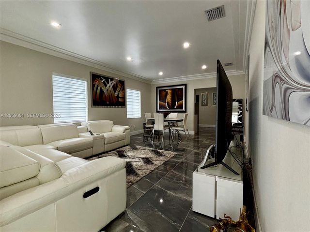 1043 NW 33rd Street Front, Miami, FL 33127