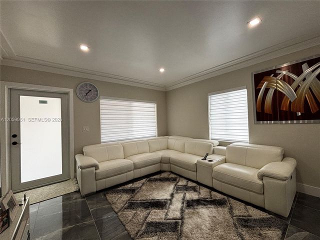 1043 NW 33rd Street Front, Miami, FL 33127