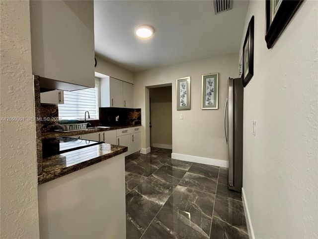 1043 NW 33rd Street Front, Miami, FL 33127