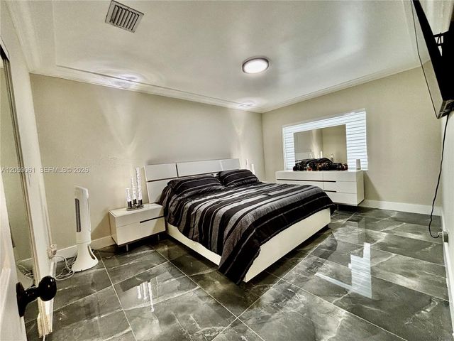 1043 NW 33rd Street Front, Miami, FL 33127