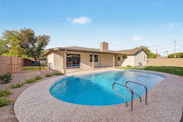 3341 E COCHISE Drive, Phoenix, AZ 85028