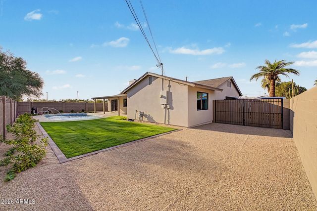3341 E COCHISE Drive, Phoenix, AZ 85028