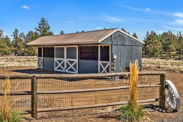 17340 Kent Road, Sisters, OR 97759