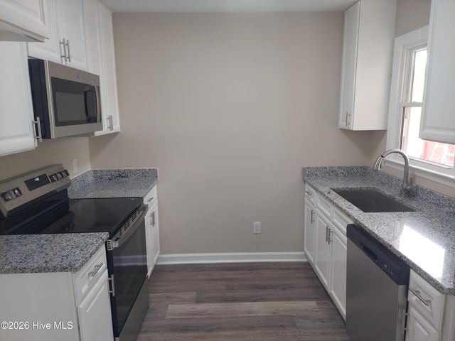 4333 Rockside Hills Drive, Raleigh, NC 27603