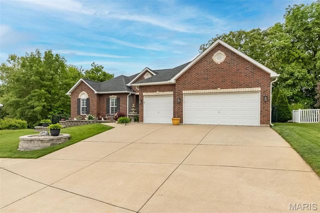 3607 Bear Creek Ridge Court, Wentzville, MO 63385