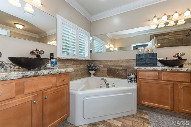 3607 Bear Creek Ridge Court, Wentzville, MO 63385