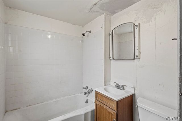 163 Winslow Avenue, Buffalo, NY 14208