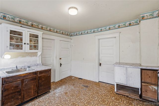 163 Winslow Avenue, Buffalo, NY 14208