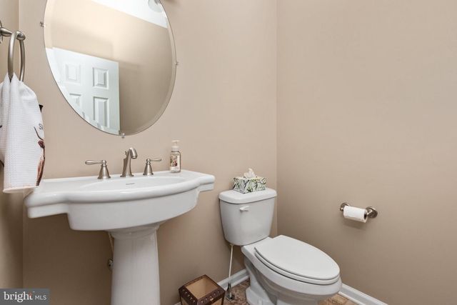 228 MERCYS DR, Middletown, VA 22645