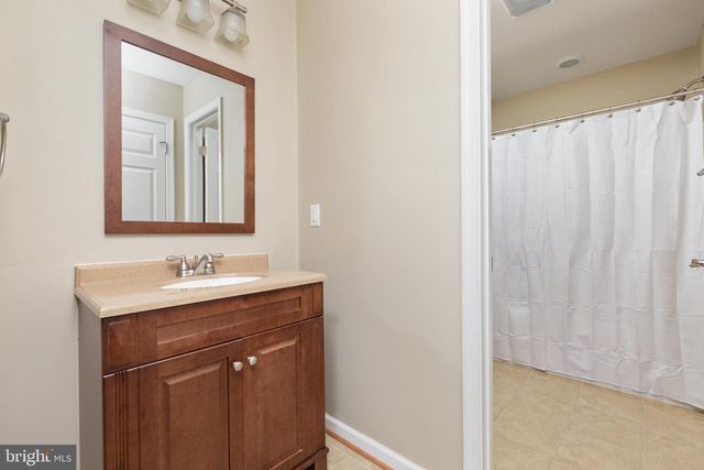 228 MERCYS DR, Middletown, VA 22645