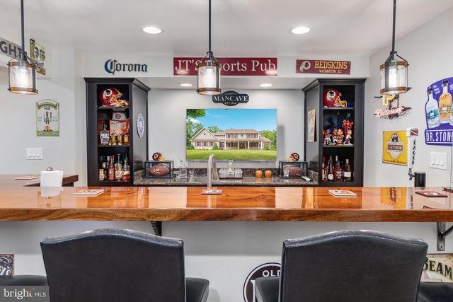228 MERCYS DR, Middletown, VA 22645