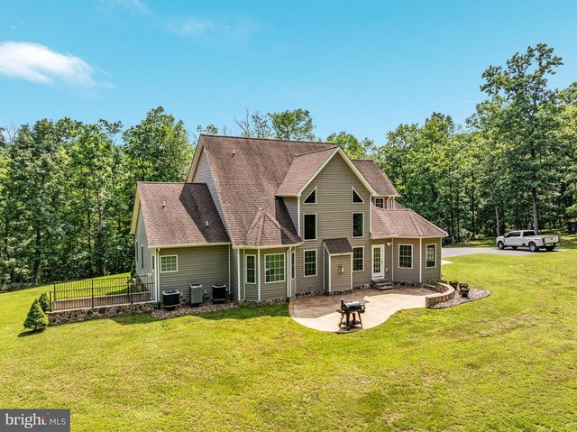 228 MERCYS DR, Middletown, VA 22645