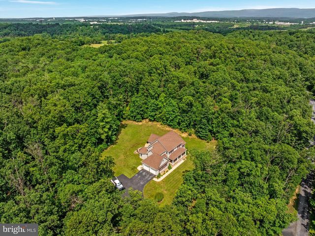 228 MERCYS DR, Middletown, VA 22645