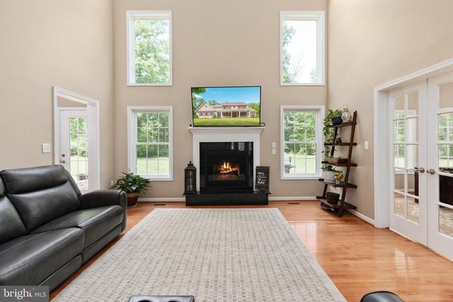 228 MERCYS DR, Middletown, VA 22645