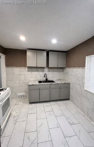 14242 Houston Whittier Street, Detroit, MI 48205