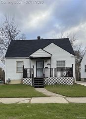 14242 Houston Whittier Street, Detroit, MI 48205