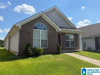 258 VILLAGE DRIVE, Calera, AL 35040