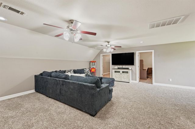 532 County Road 632, Dayton, TX 77535