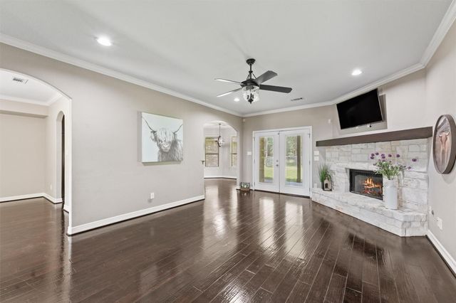 532 County Road 632, Dayton, TX 77535