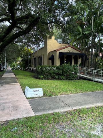 825 Madrid St, Coral Gables, FL 33134