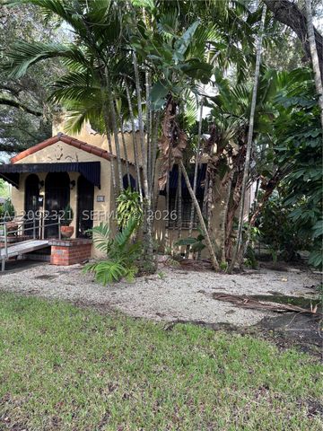 825 Madrid St, Coral Gables, FL 33134