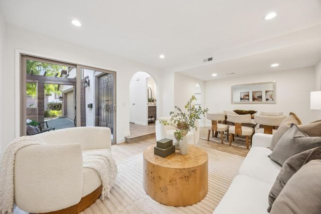 121 Calle Nivel, Los Gatos, CA 95032