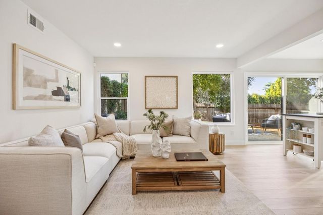 121 Calle Nivel, Los Gatos, CA 95032