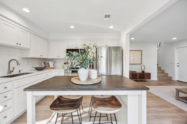 121 Calle Nivel, Los Gatos, CA 95032