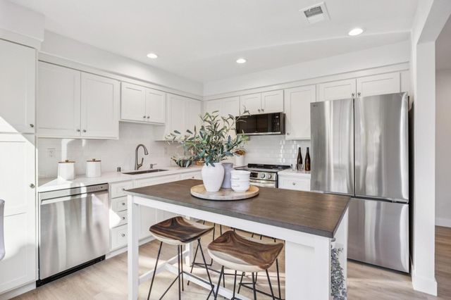 121 Calle Nivel, Los Gatos, CA 95032