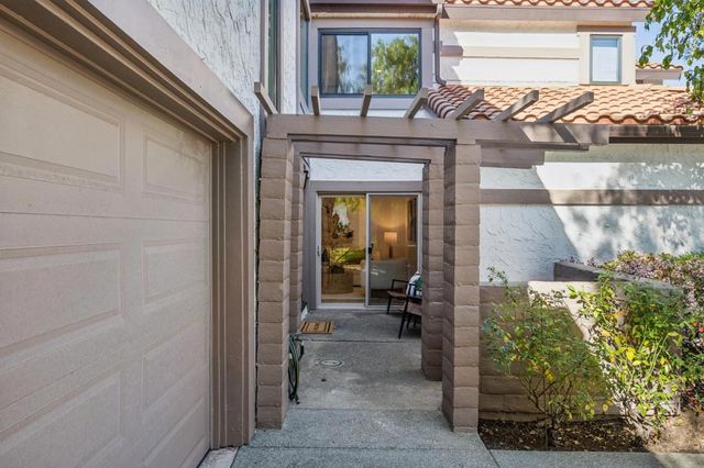 121 Calle Nivel, Los Gatos, CA 95032