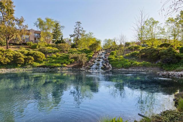 121 Calle Nivel, Los Gatos, CA 95032