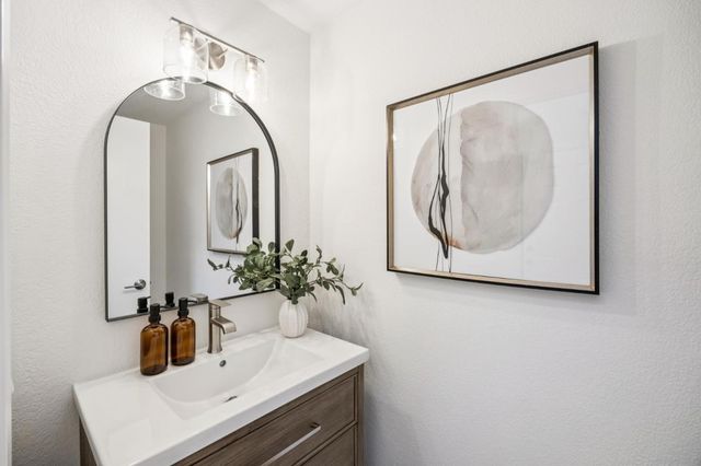 121 Calle Nivel, Los Gatos, CA 95032