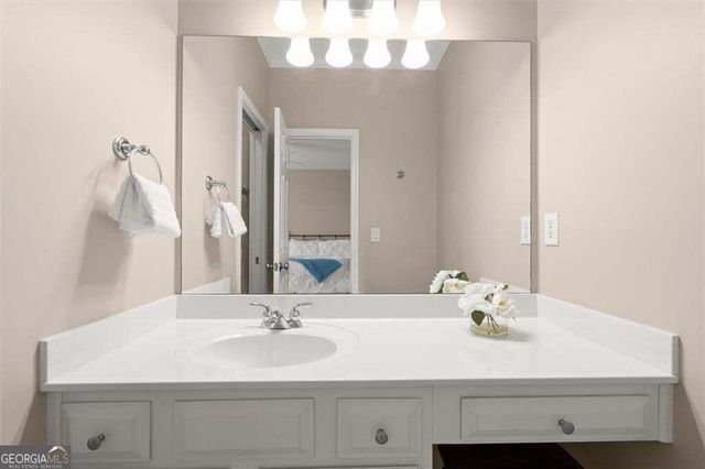 3105 Village Green Drive, Roswell, GA 30075