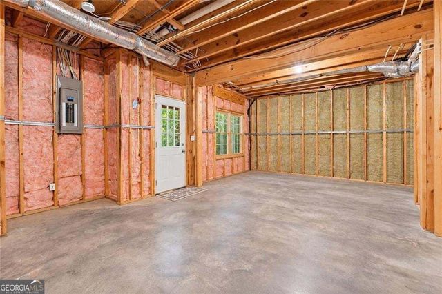 3105 Village Green Drive, Roswell, GA 30075