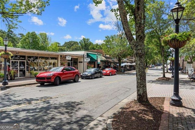 3105 Village Green Drive, Roswell, GA 30075