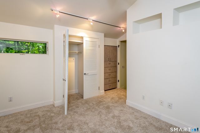 60 Muller Road, Kent, CT 06757