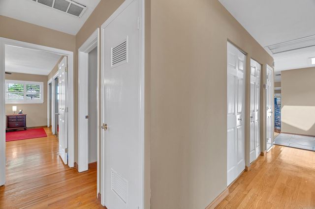 4831 Cameron Ranch Dr, Carmichael, CA 95608