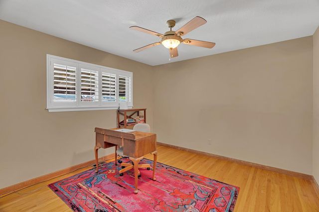 4831 Cameron Ranch Dr, Carmichael, CA 95608