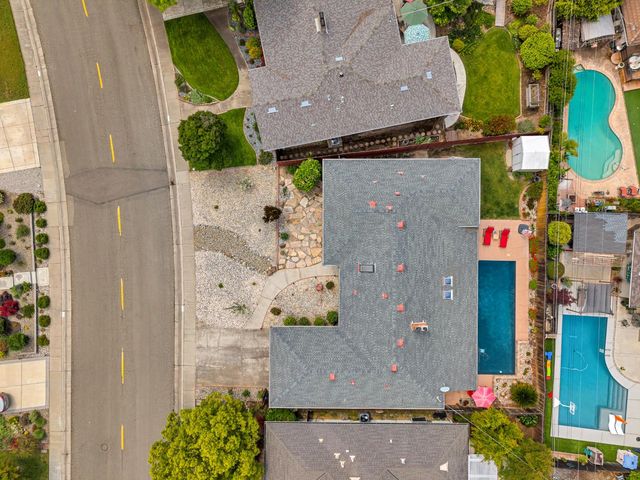 4831 Cameron Ranch Dr, Carmichael, CA 95608