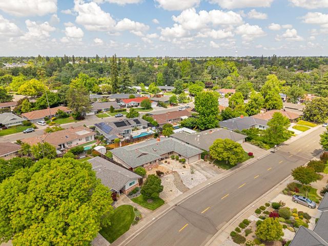 4831 Cameron Ranch Dr, Carmichael, CA 95608