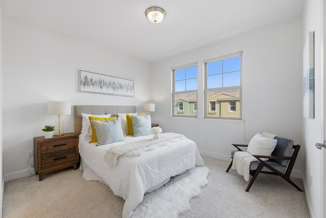 619 Cinnamon Circle, Mountain View, CA 94043