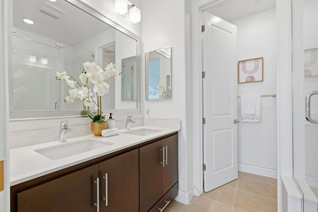 619 Cinnamon Circle, Mountain View, CA 94043